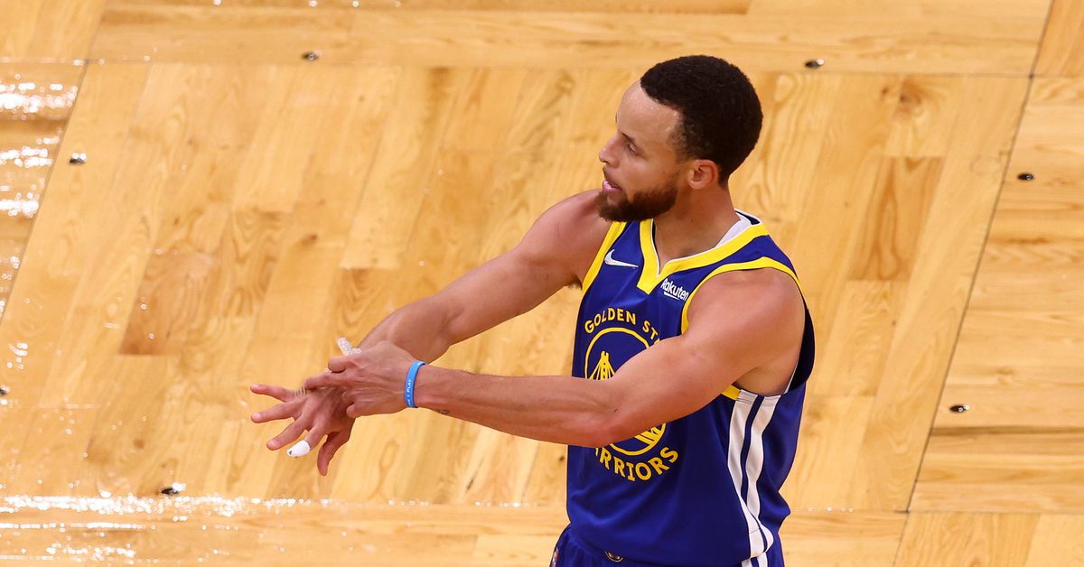 What the Warriors’ playoff offense tells us about the upcoming season