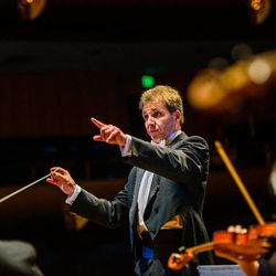 Thierry Fischer conducts the Utah Symphony,