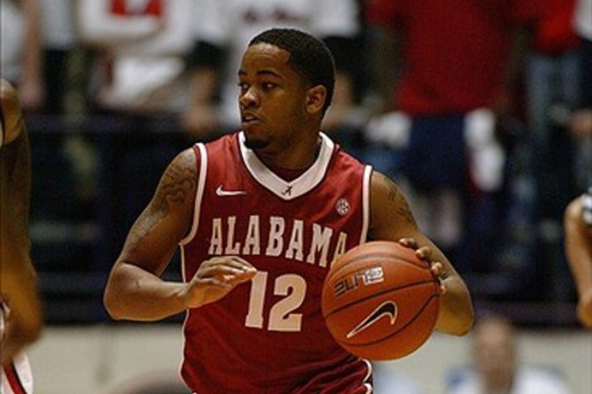 Trevor Releford lead the Tide with 22 points Tuesday night