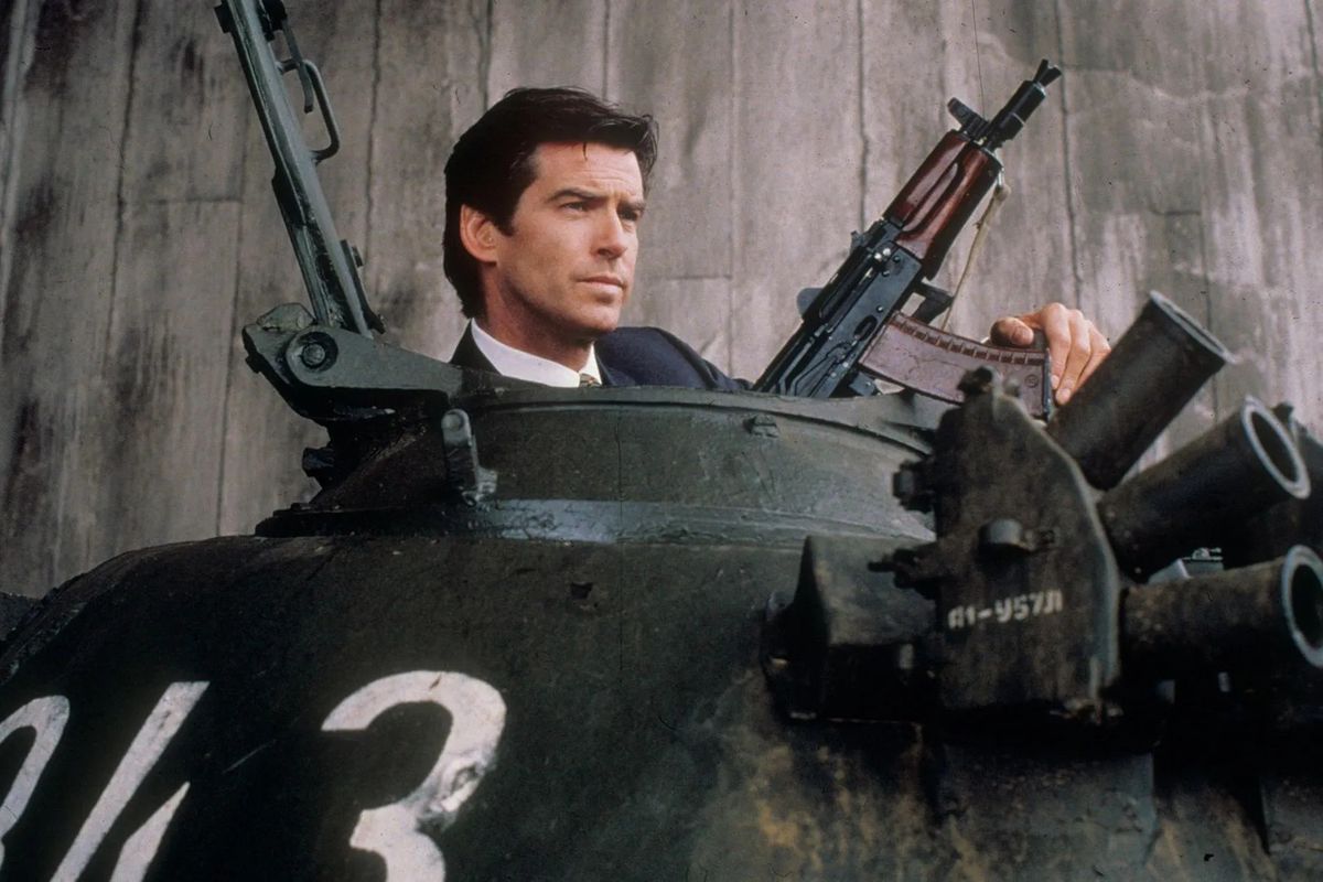 Pierce Brosnan riding a tank in GoldenEye