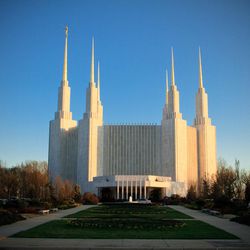 The Washington D.C. Temple will close for extensive renovation in March 2018.