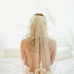 Because it's really about showing off the veil. <a href="http://pinterest.com/pin/254031235203188832/">Image via Nicole H.</a>