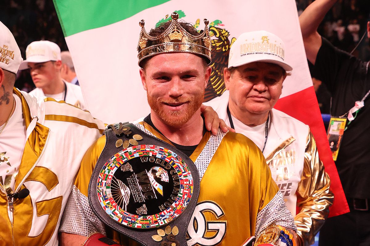 Canelo Alvarez after he beat Caleb Plant in 2021.