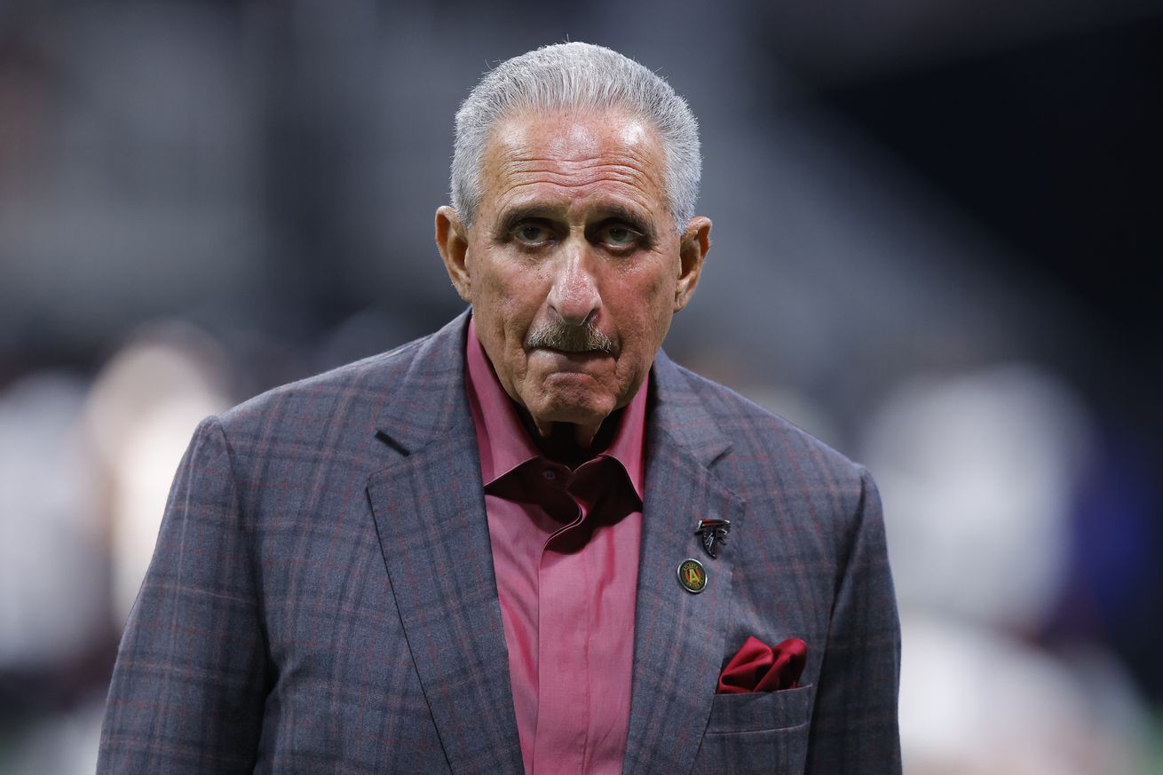 Falcons owner Arthur Blank purchases Tiger Woods, Rory McIlroy TGL virtual golf team