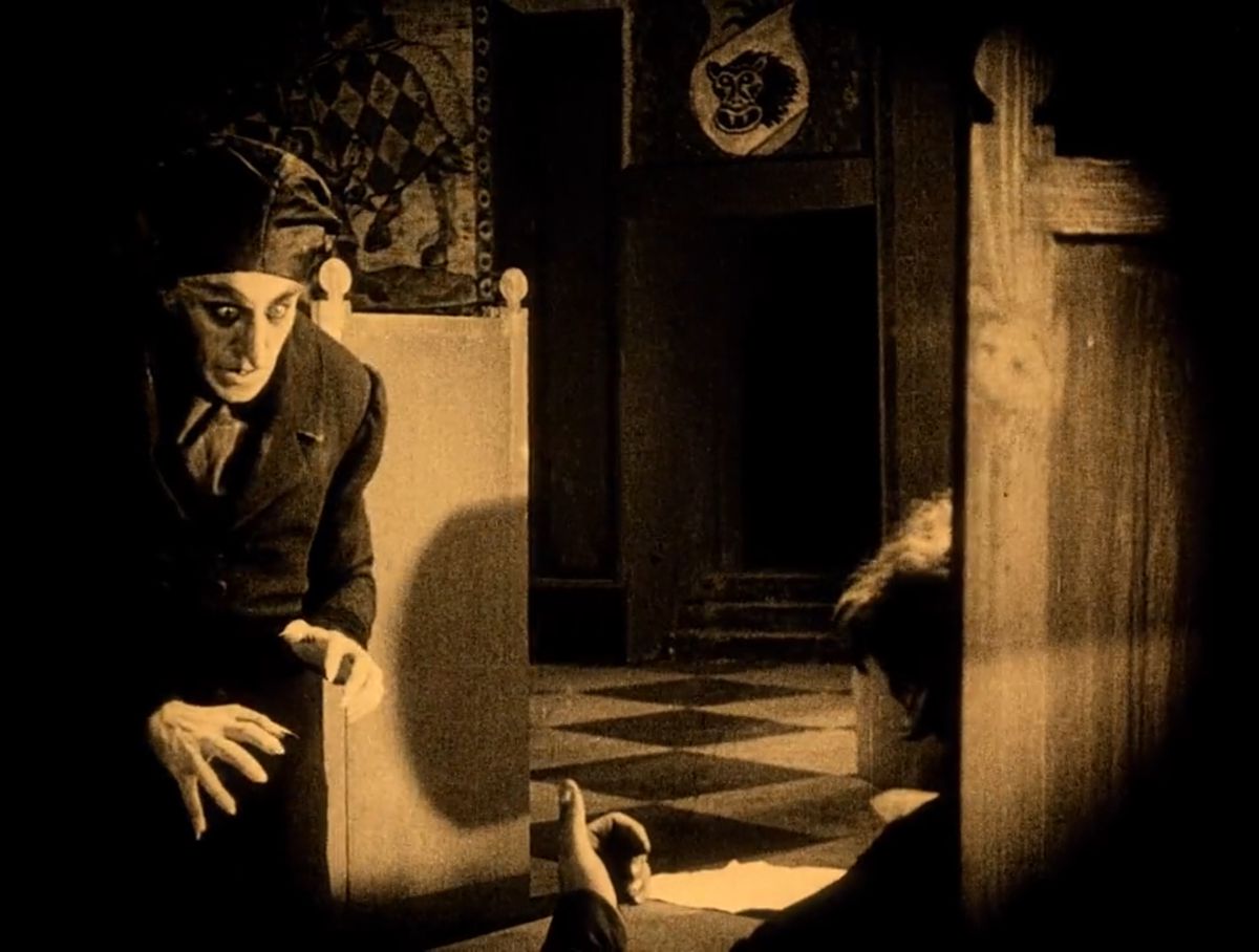Orlok looking like Scrooge in Nosferatu 