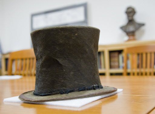 The purported Lincoln hat included in the Taper collection, pictured in 2012. | Rich Hein/Sun-Times