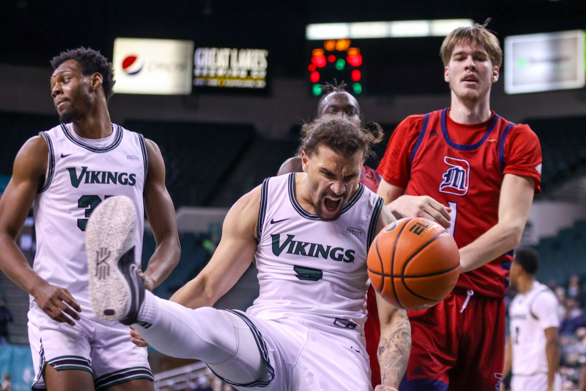 COLLEGE BASKETBALL: JAN 15 Detroit Mercy at Cleveland State