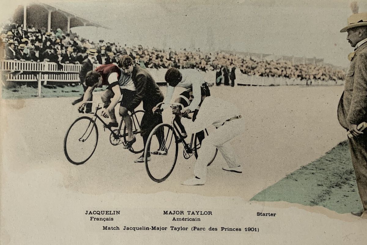 Postcard depicting one of the May 1901 Major Taylor versus Edmond Jacquelin races.