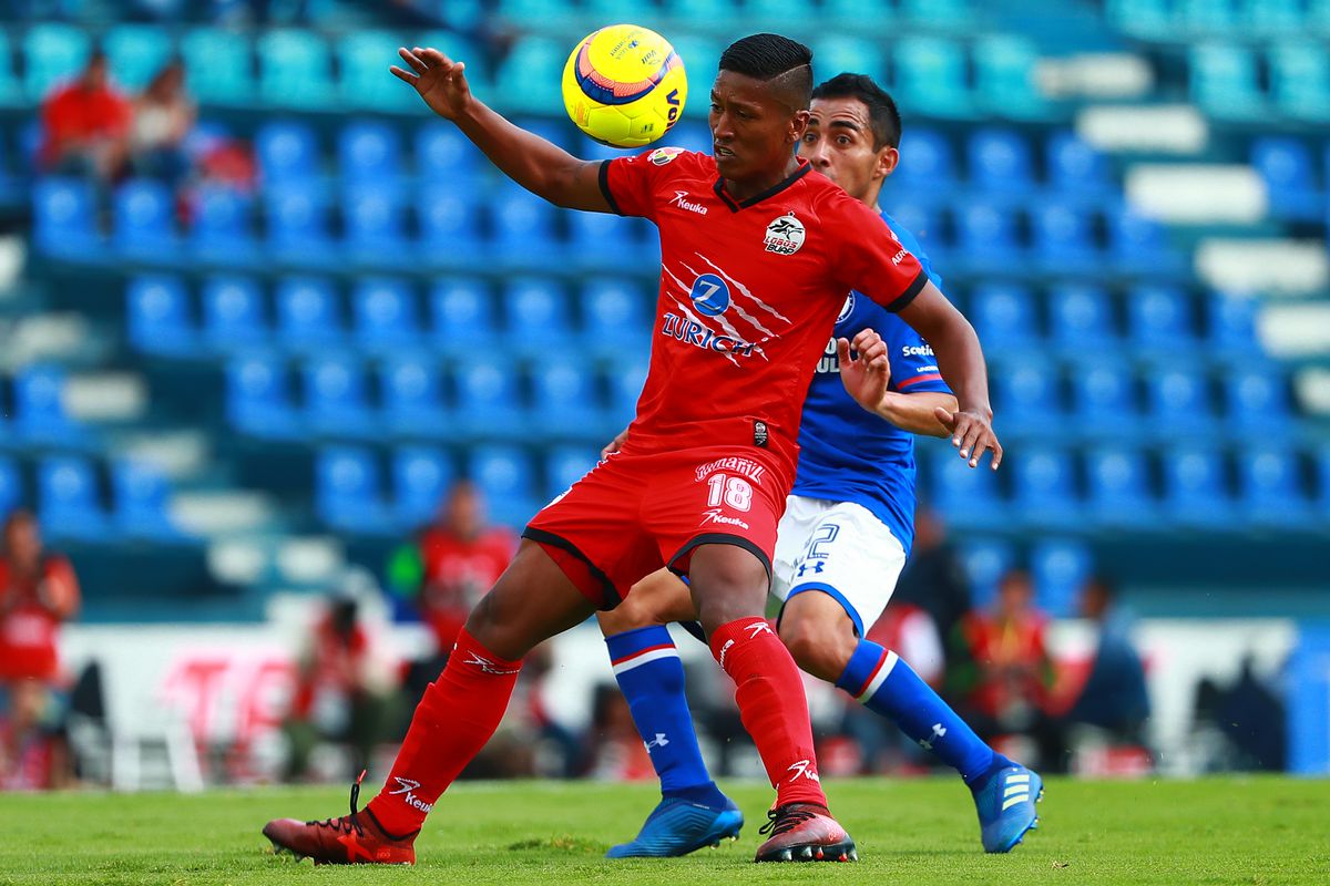 Cruz Azul v Lobos BUAP - Torneo Clausura 2018 Liga MX