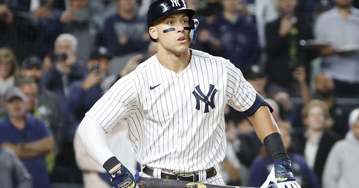 Apple is streaming the Yankees game for free, but the NY AG pines for cable TV