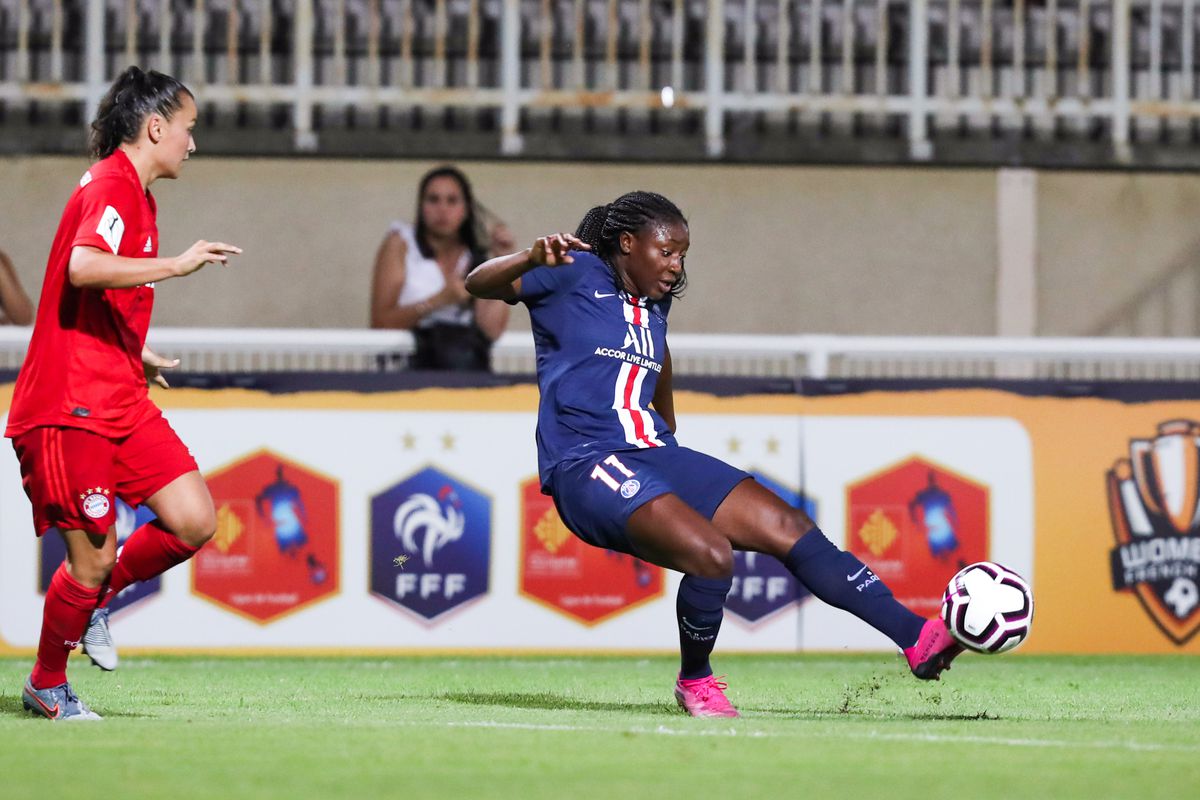 Paris Saint Germain v Bayern Munchen - Women’s French Cup