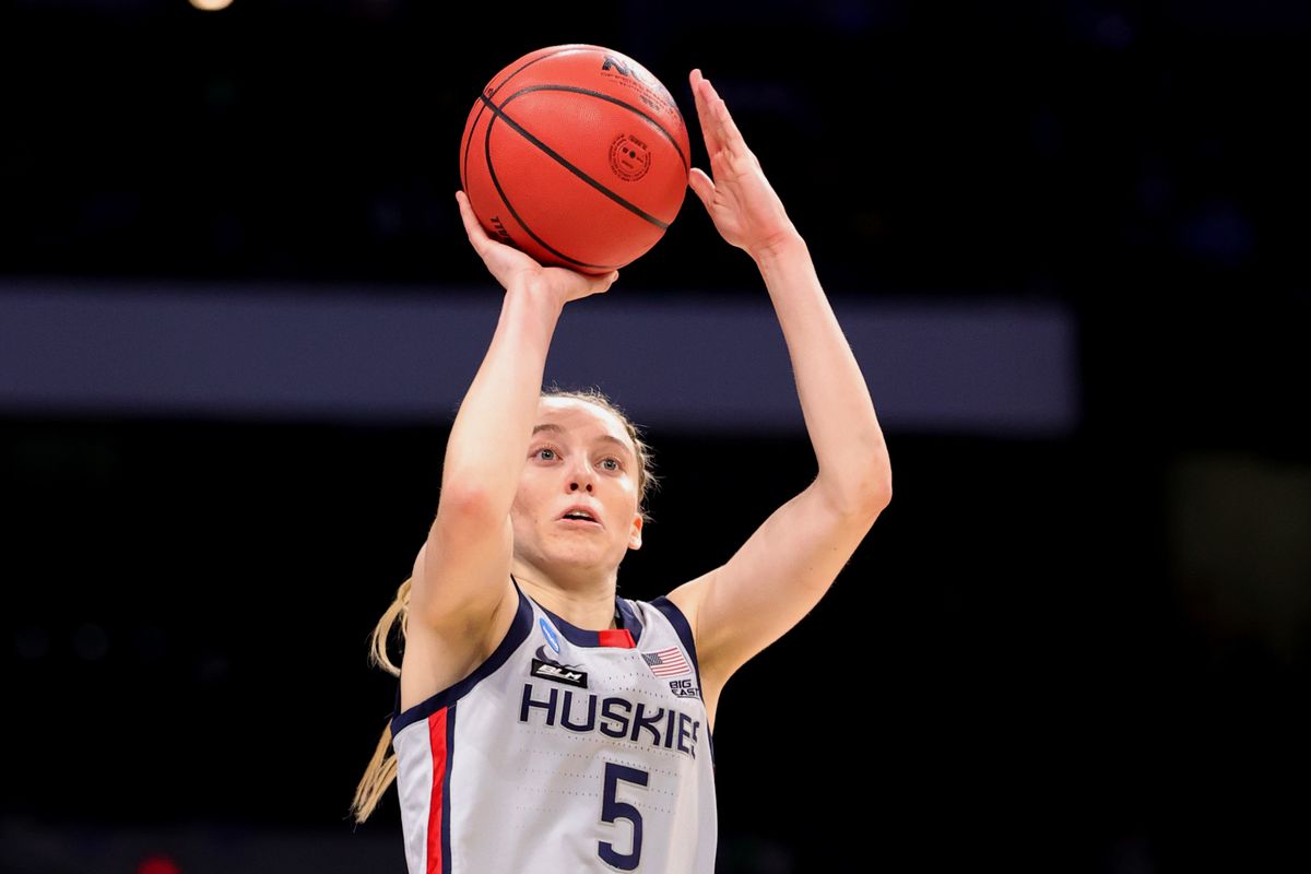 Paige Bueckers of the UConn Huskies shoots during the first half against the Baylor Lady Bears in the Elite Eight round of the NCAA Women’s Basketball Tournament at the Alamodome on March 29, 2021 in San Antonio, Texas.