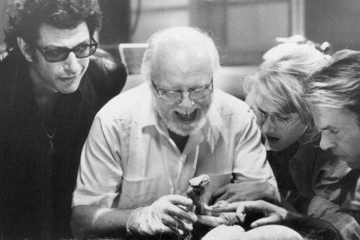 Still of Jeff Goldblum, Richard Attenborough, Laura Dern and Sam Neill in Jurassic Park (1993)