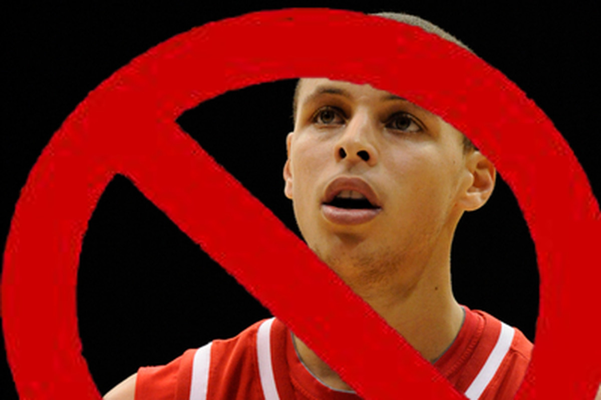 Stephen Curry is too busy making money to save Davidson this time