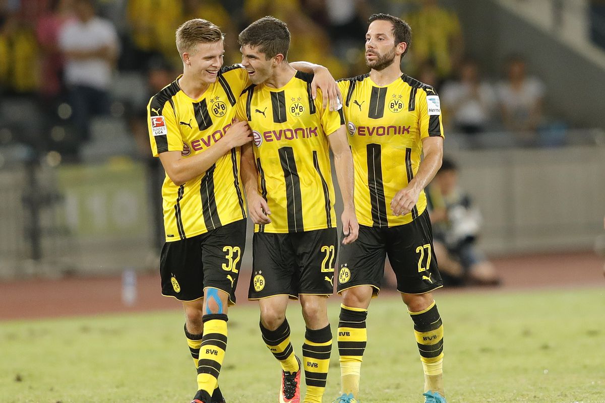 Borussia Dortmund v Manchester City - 2016 International Championship Cup China