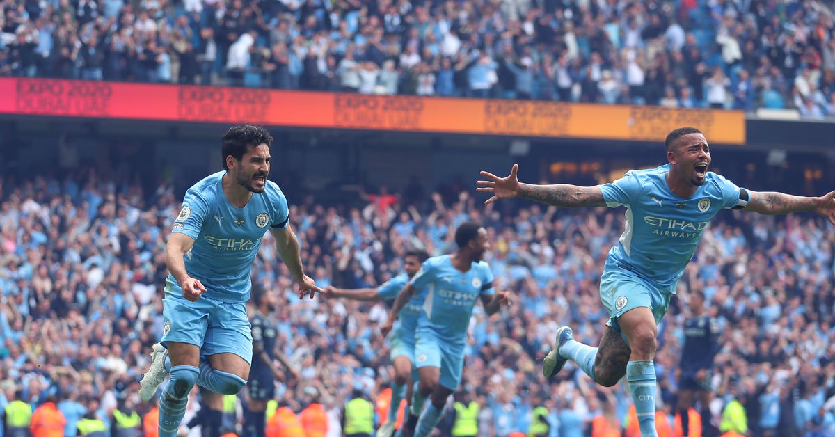MANCHESTER CITY ARE BACK TO BACK CHAMPIONS OF ENGLAND QMR - Bitter and Blue