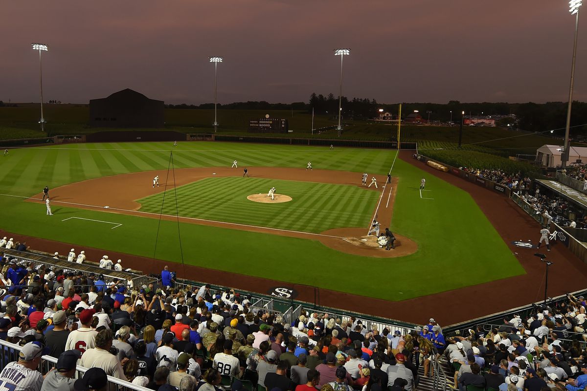 Cubs, Reds will play in Field of Dreams game in 2022 - Bleed
