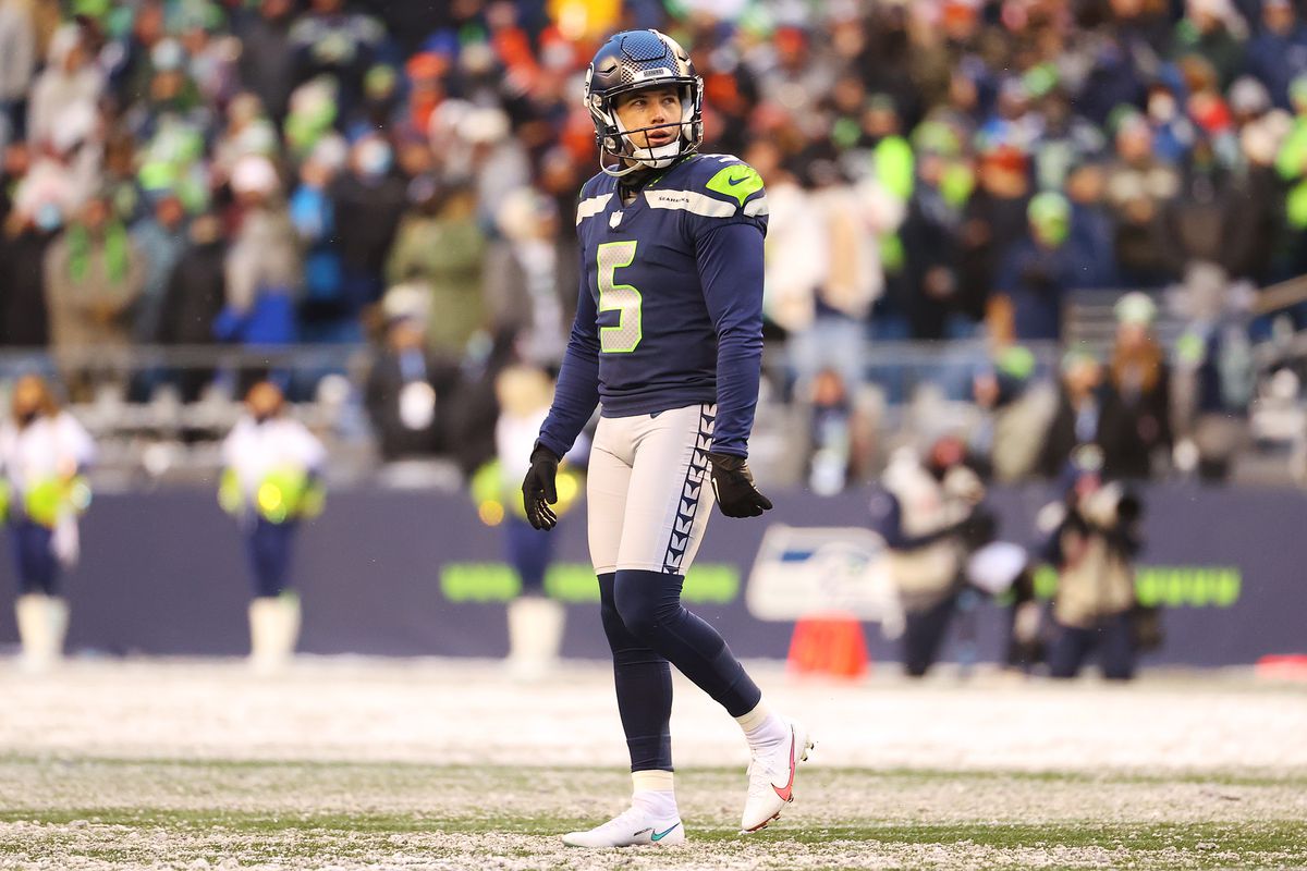 Analysis: Chiefs kicking themselves for not kicking it - Seattle Sports
