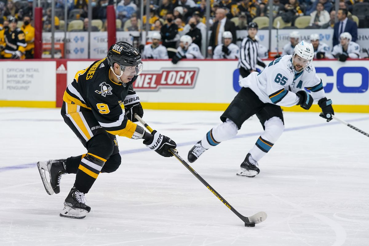 NHL: JAN 02 Sharks at Penguins