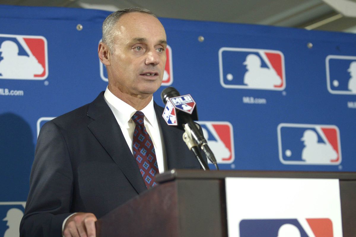 MLB chooses Selig replacement