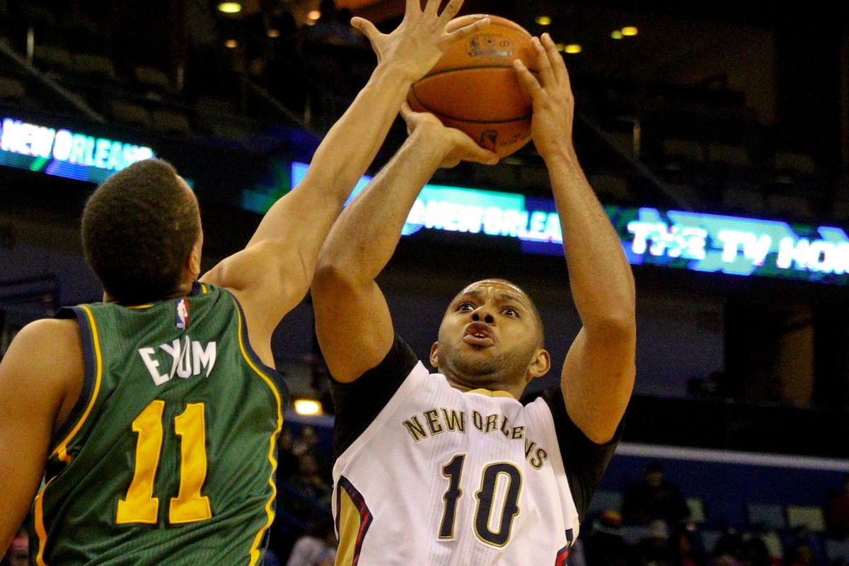 Gordon has one of his best games of the season but his effort is futile as the Pelicans fall to the Jazz, 100-96.