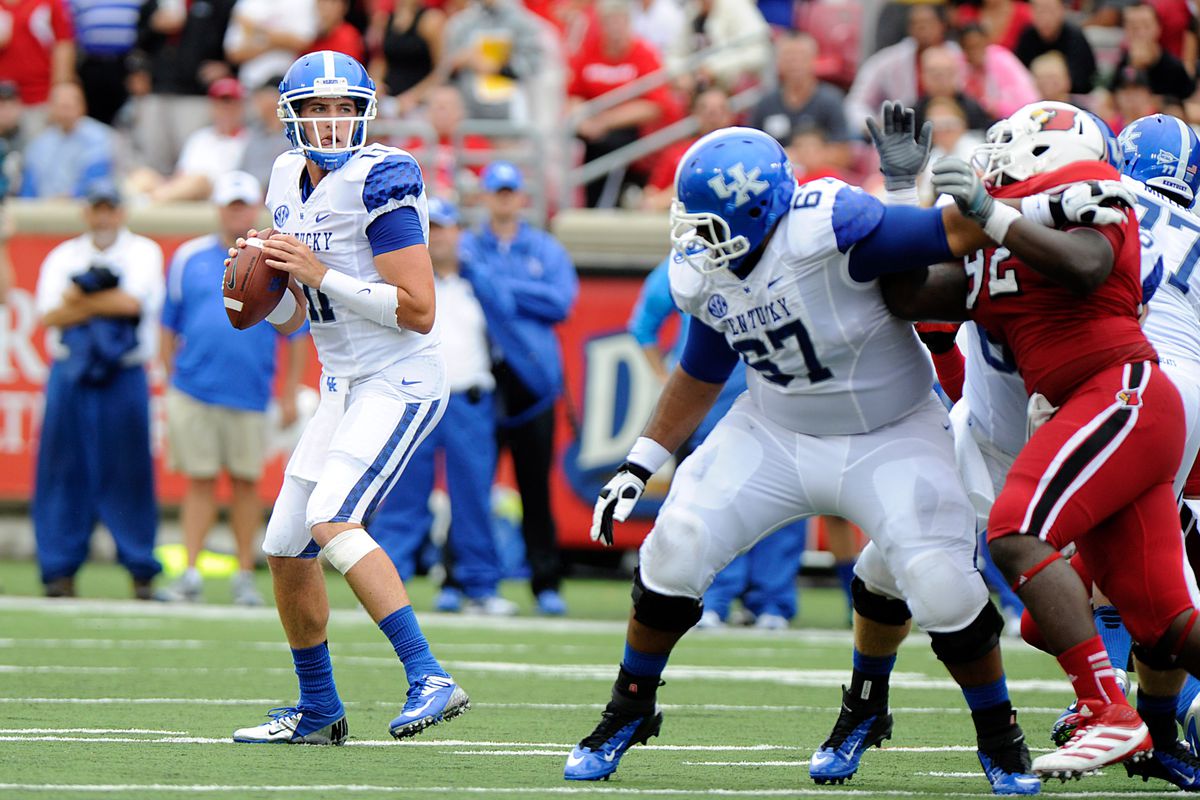 Kentucky quarterback Maxwell Smith should have a big game against Kent State.