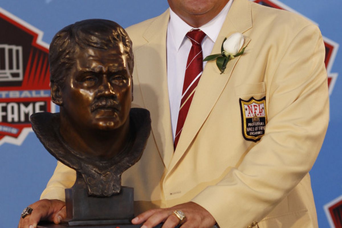 Arizona Cardinals assistant head coach, Russ Grimm will be returning to Canton for the first time since being inducted into the Pro Football Hall of Fame. 