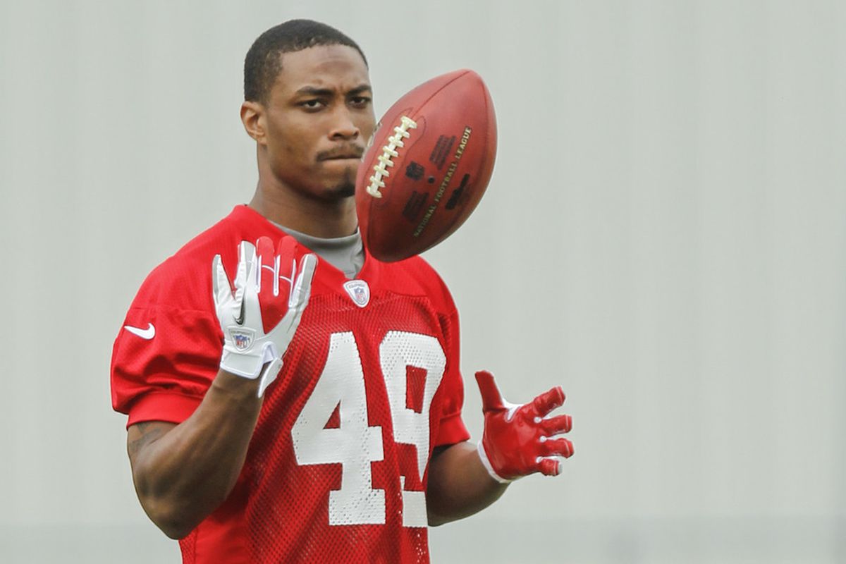 KANSAS CITY, MO - May 13:  DeQuan Menzie #49 of the Kansas City Chiefs tosses a ball around during the Kansas City Chiefs Minicamp on May 13, 2012 at the Chiefs Training Facility in Kansas City, Missouri. (Photo by Kyle Rivas/Getty Images)