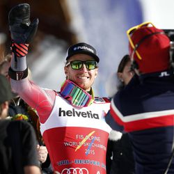 United States' Ted Ligety waves after winning the men's giant slalom at the alpine skiing world championships Friday, Feb. 13, 2015, in Beaver Creek, Colo. 