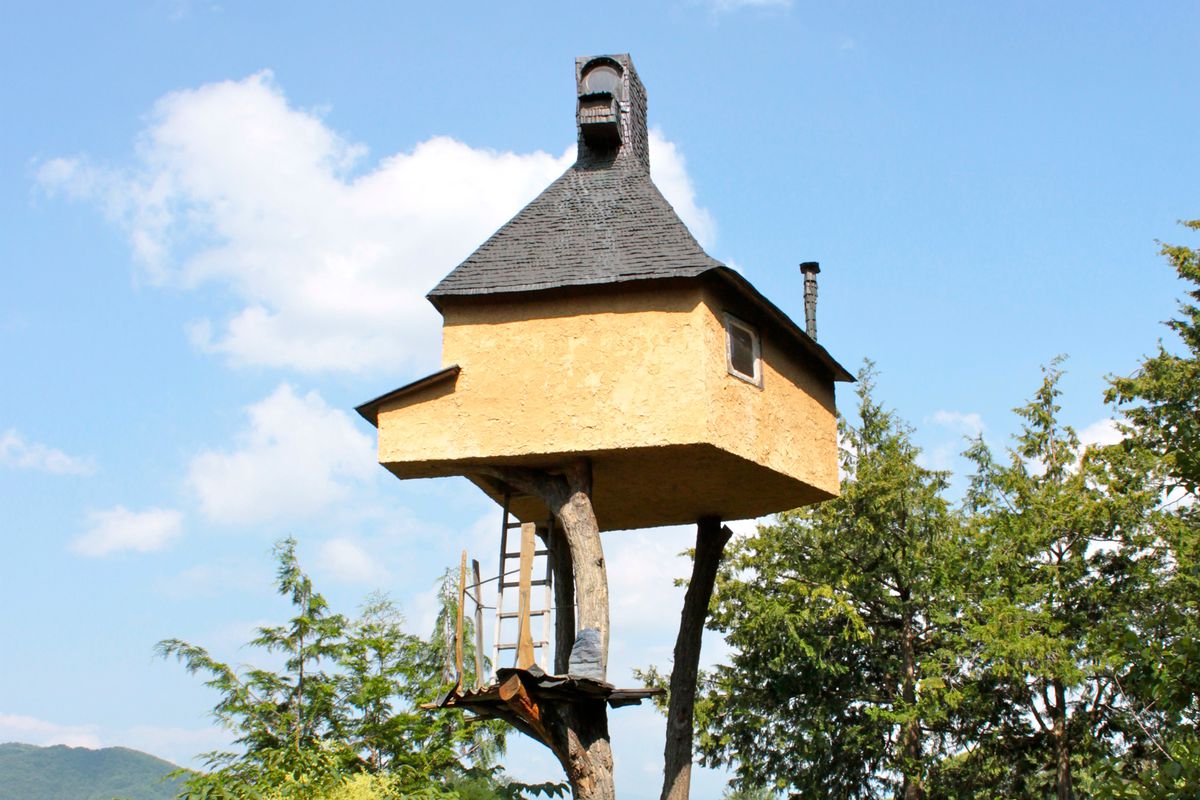 Takasugi-an treehouse, Chino City, Nagano Prefecture, Japan
