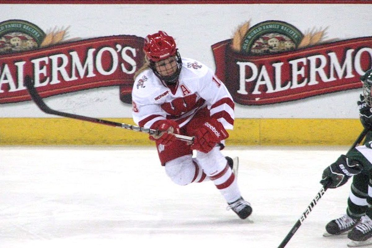 Wisconsin junior center Brianna Decker is one of the favorites for the 2012 Patty Kazmaier. Photo: Nicole Haase.