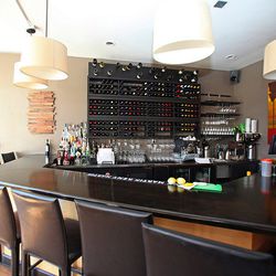 The bar at Olivéa