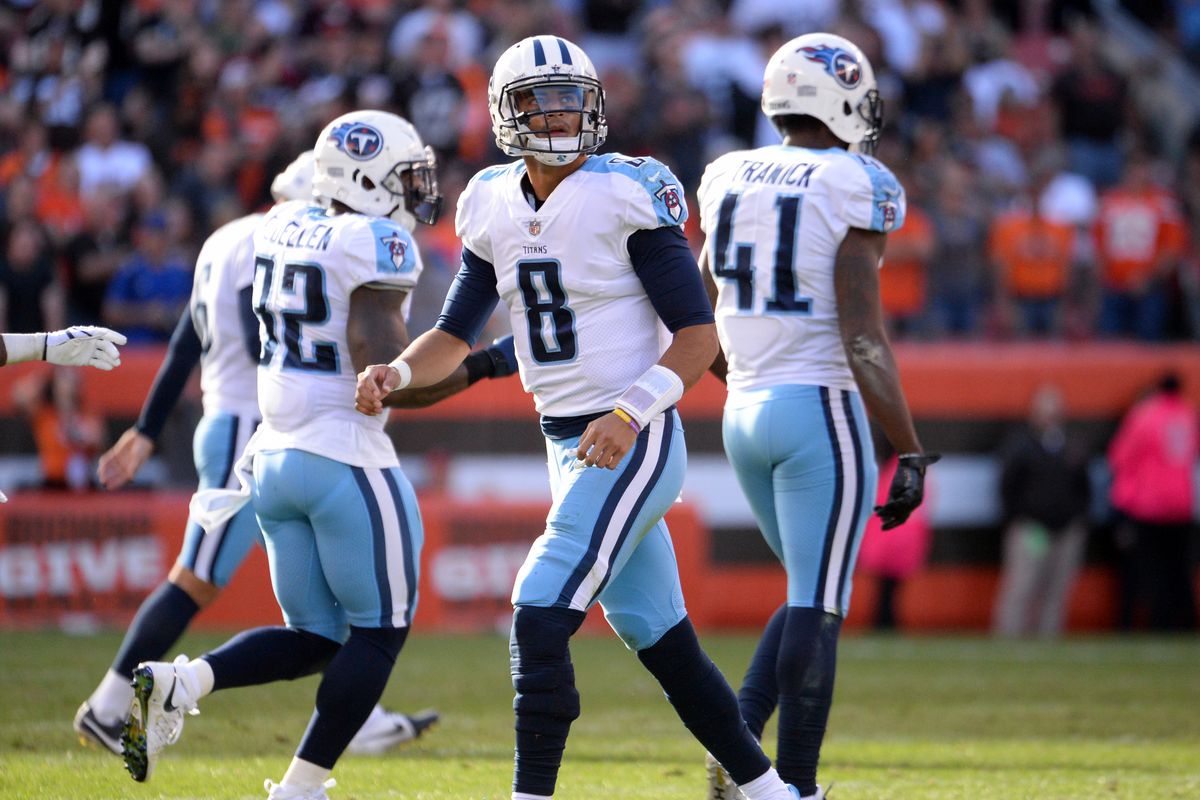 Tennessee Titans v Cleveland Browns