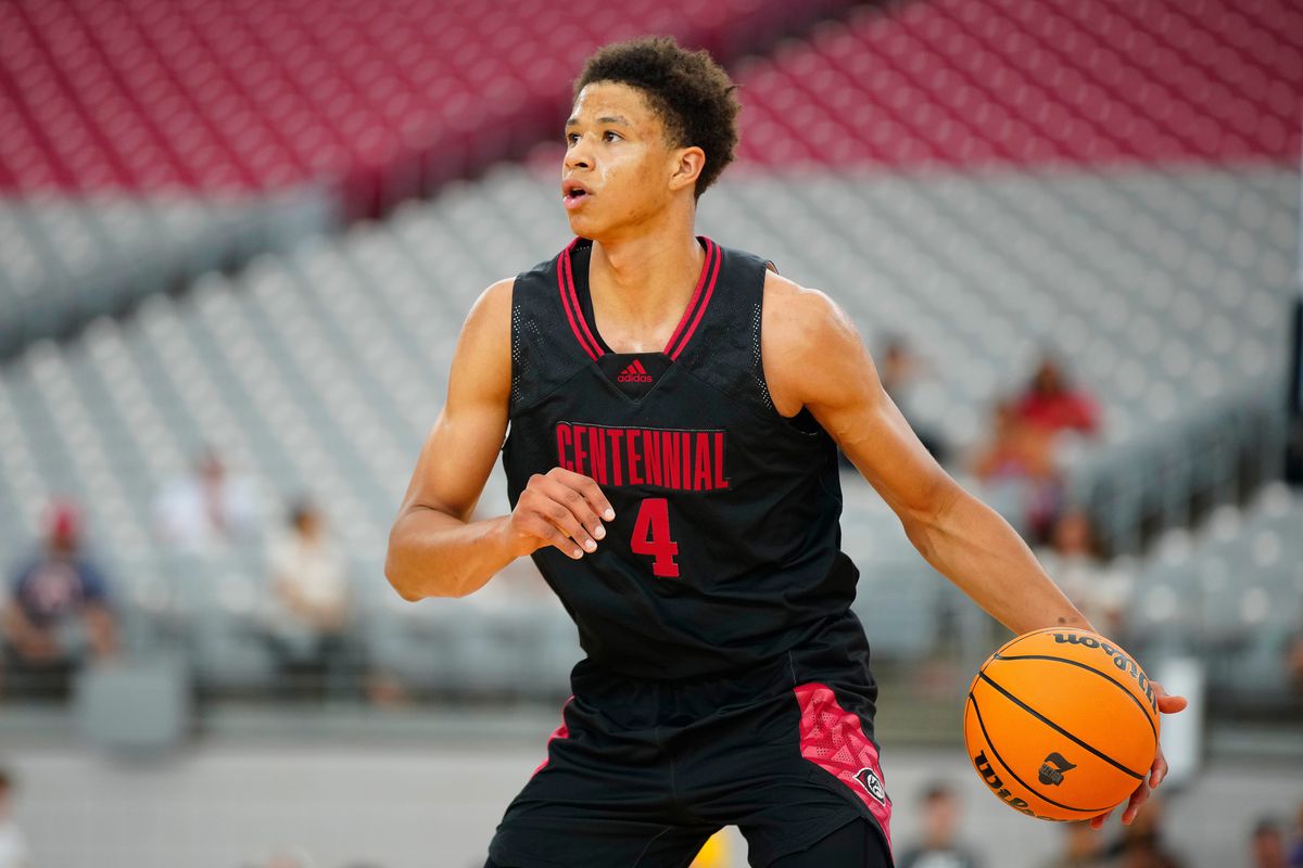 arizona-wildcats-basketball-carter-bryant-signs-letter-of-intent-recruiting