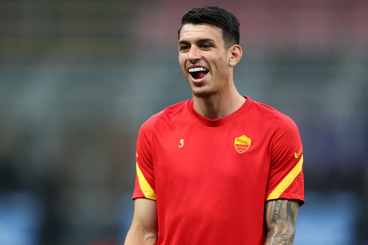 Roger Ibanez of As Roma during warm up before the Serie A...