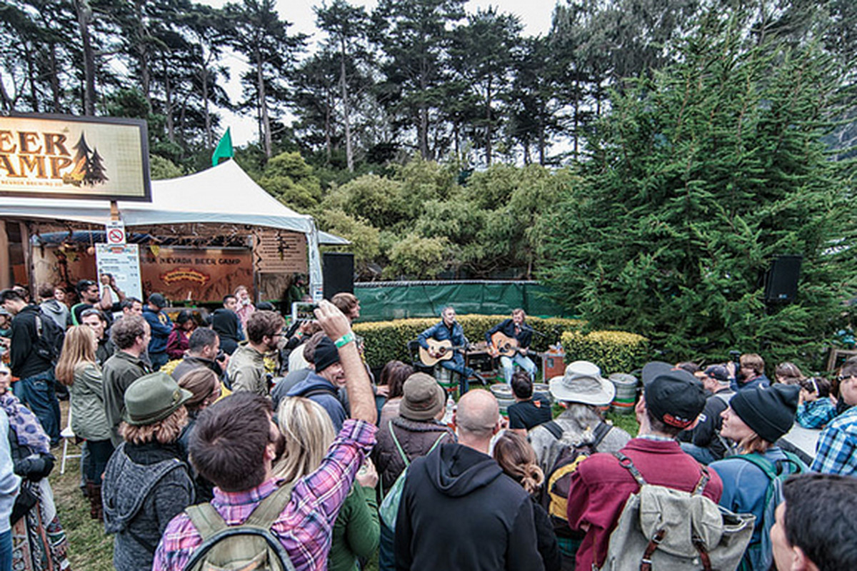 Beer lovers at last year's Outside Lands. 