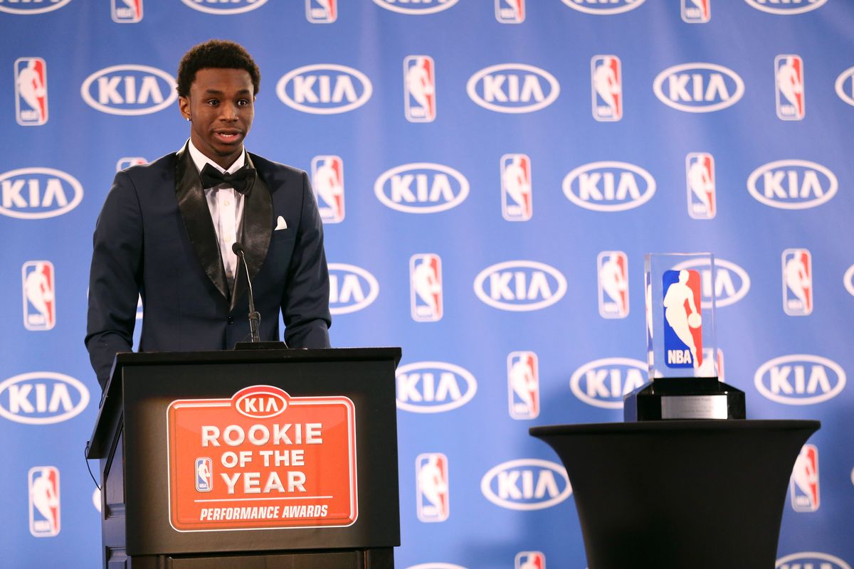 Andrew Wiggins presented with 2014- 2015 Kia NBA Rookie of the Year Award