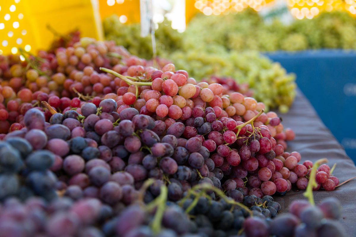 Grapes sold at Artsakh Gardens Farmers Market in Glendale.