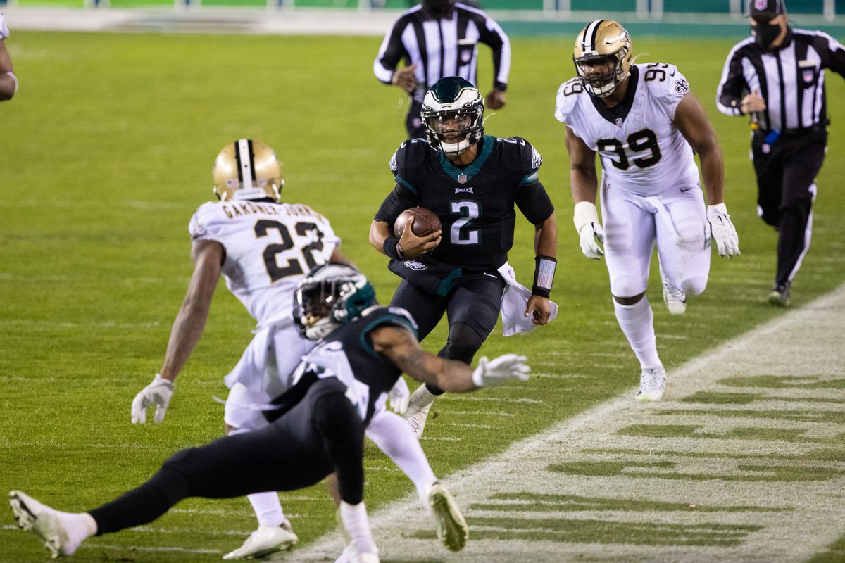 Philadelphia Eagles quarterback Jalen Hurts (2) runs with the ball against the New Orleans Saints during the second quarter at Lincoln Financial Field.