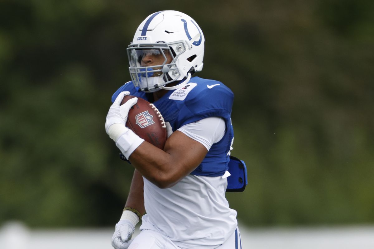 Colts RB Jonathan Taylor Already Showcasing His Speed, Power Combo at Training Camp - Stampede Blue