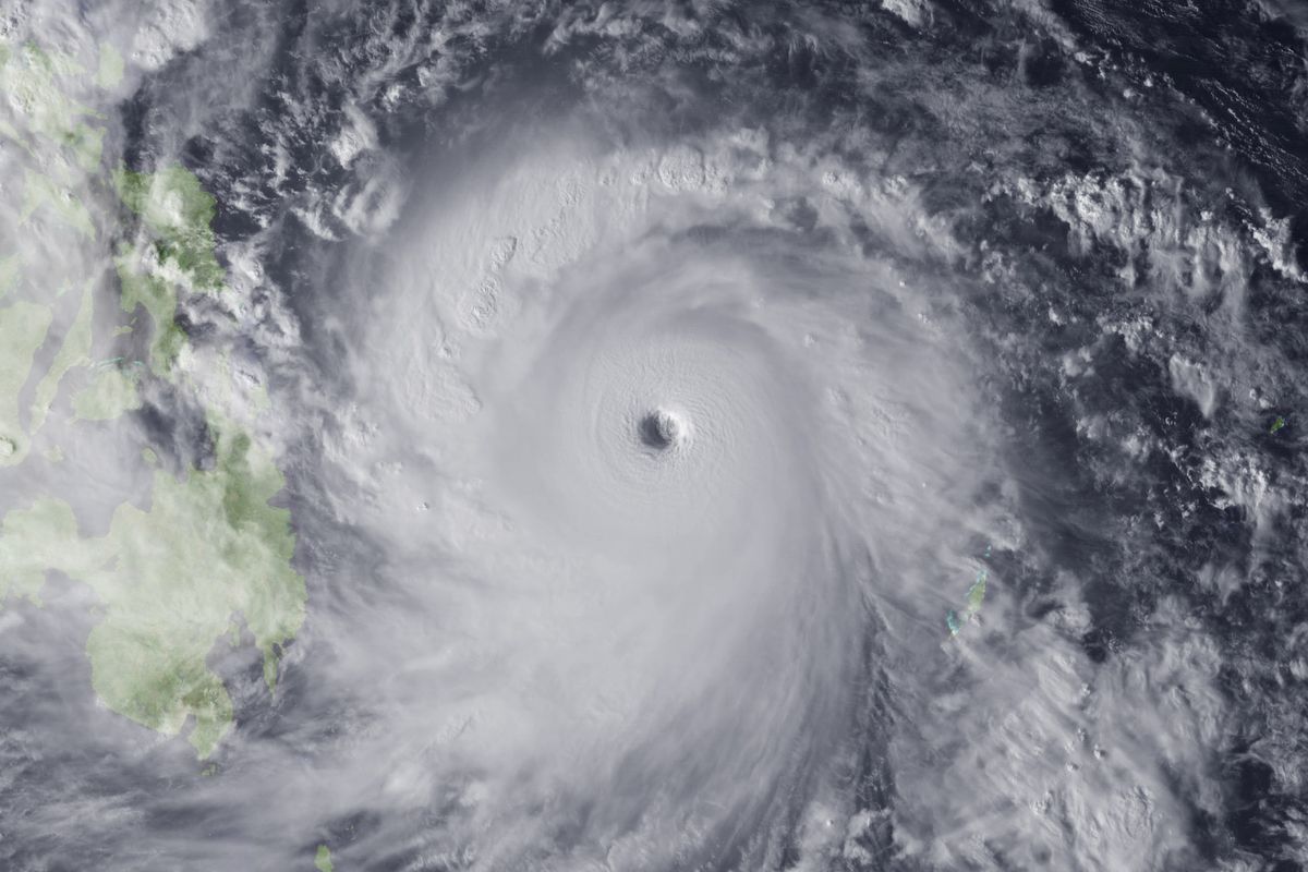 Super Typhoon Haiyan Bears Down On Philippines