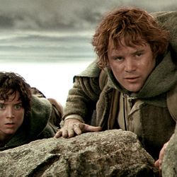 Elijah Wood as Frodo (left) and Sean Astin as Sam (right) cautiously approach the black gates of Mordor in 2002's "The Lord of the Rings: The Two Towers." Wood will appear at Salt Lake Comic Con on Sept. 21-23, 2017.
