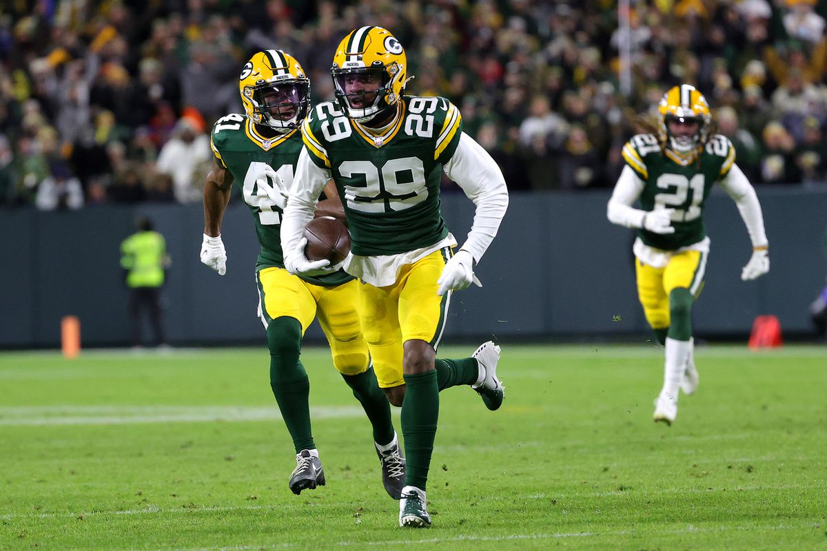 Packers' contract details for Rasul Douglas reported, 2022 cap hit under $3.5 million - Acme Packing Company