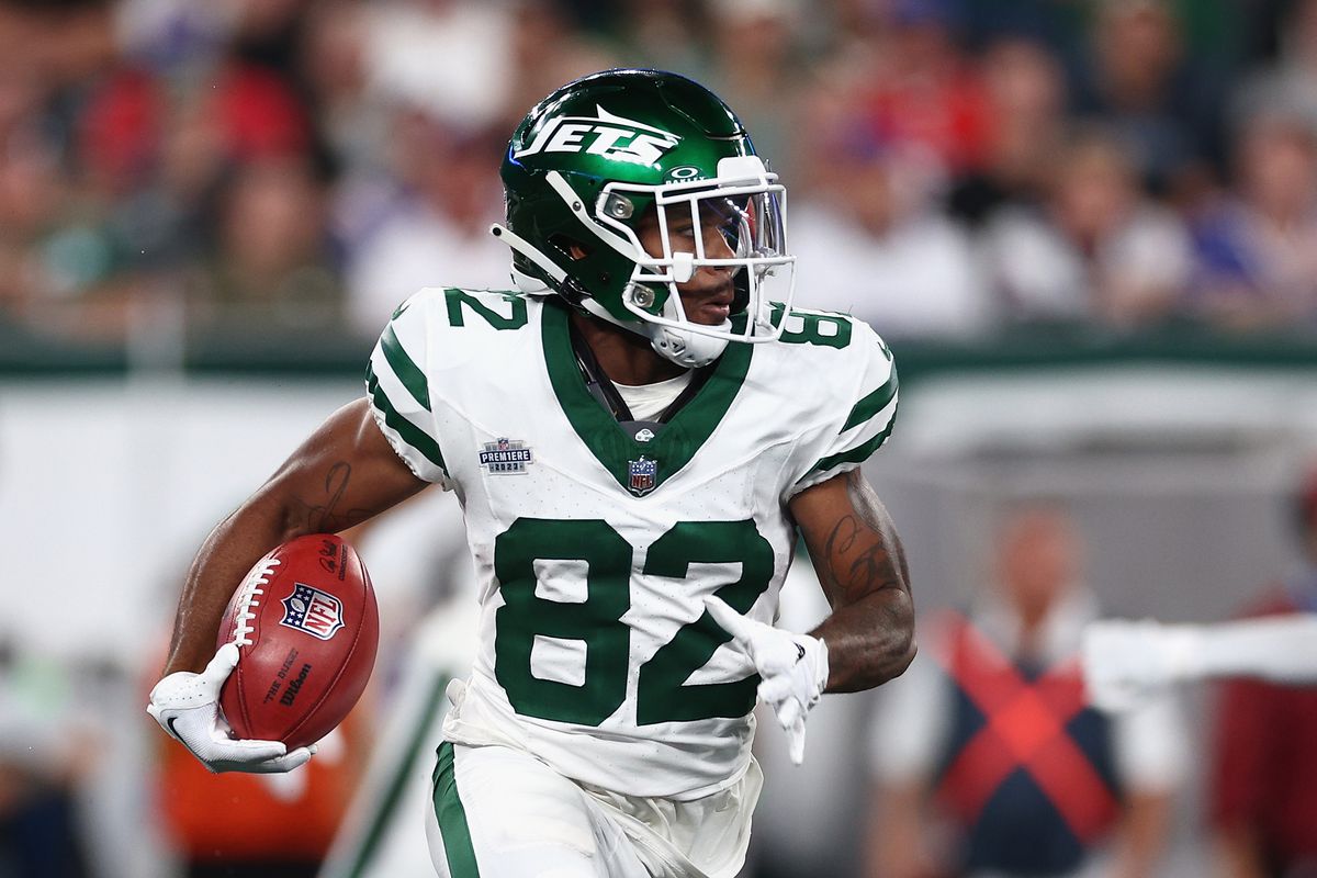 Wide receiver Xavier Gipson #82 of the New York Jets returns a kick-off during the second quarter of the NFL game against the Buffalo Bills at MetLife Stadium on September 11, 2023 in East Rutherford, New Jersey.