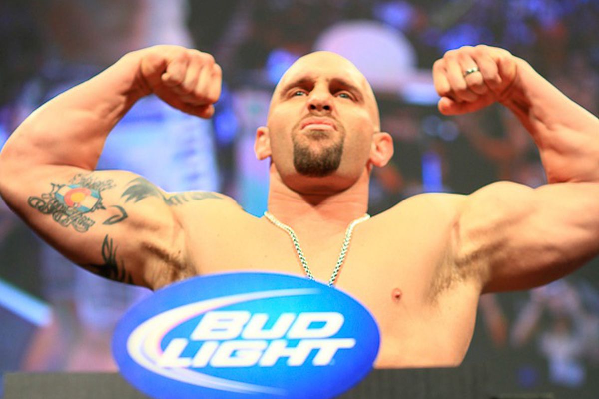 Shane Carwin has been forced to pull out of his UFC 125 fight with Roy Nelson. Photo via <a href="http://www.sherdog.com">Sherdog.com</a>