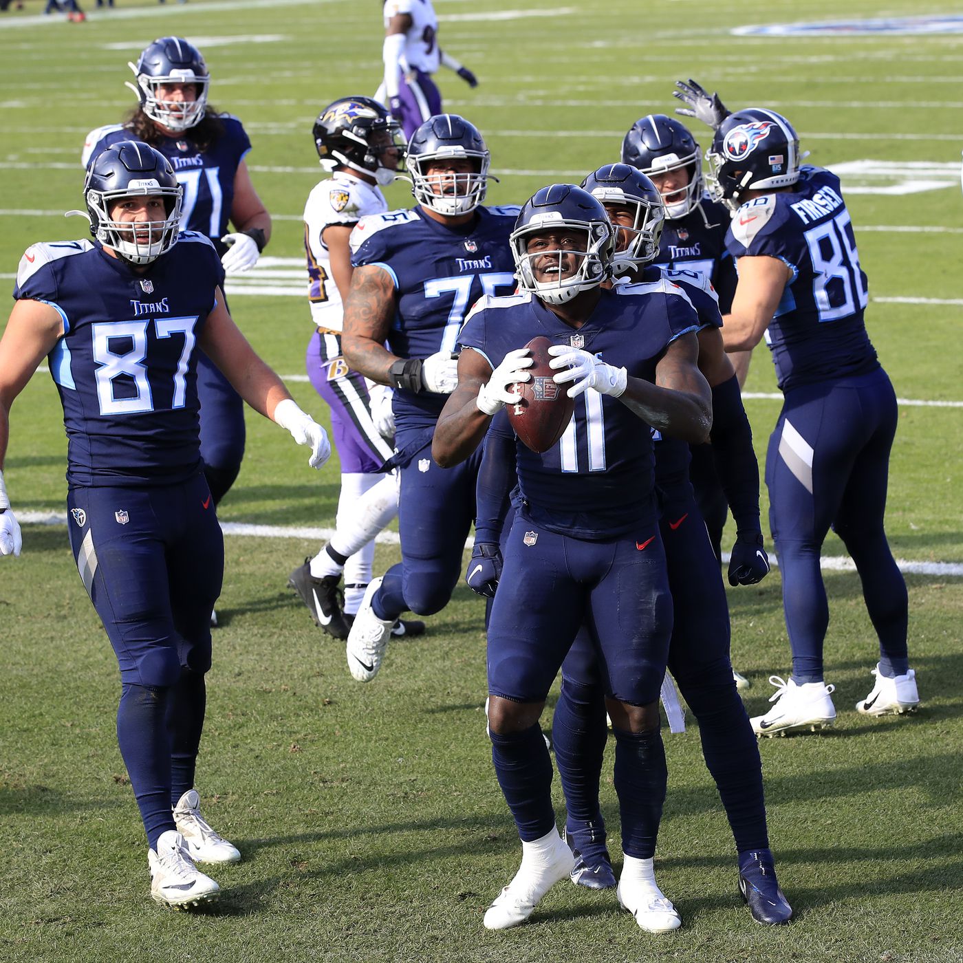 Tennessee Titans players join list of NFL teams to opt out of voluntary  offseason workouts - Music City Miracles