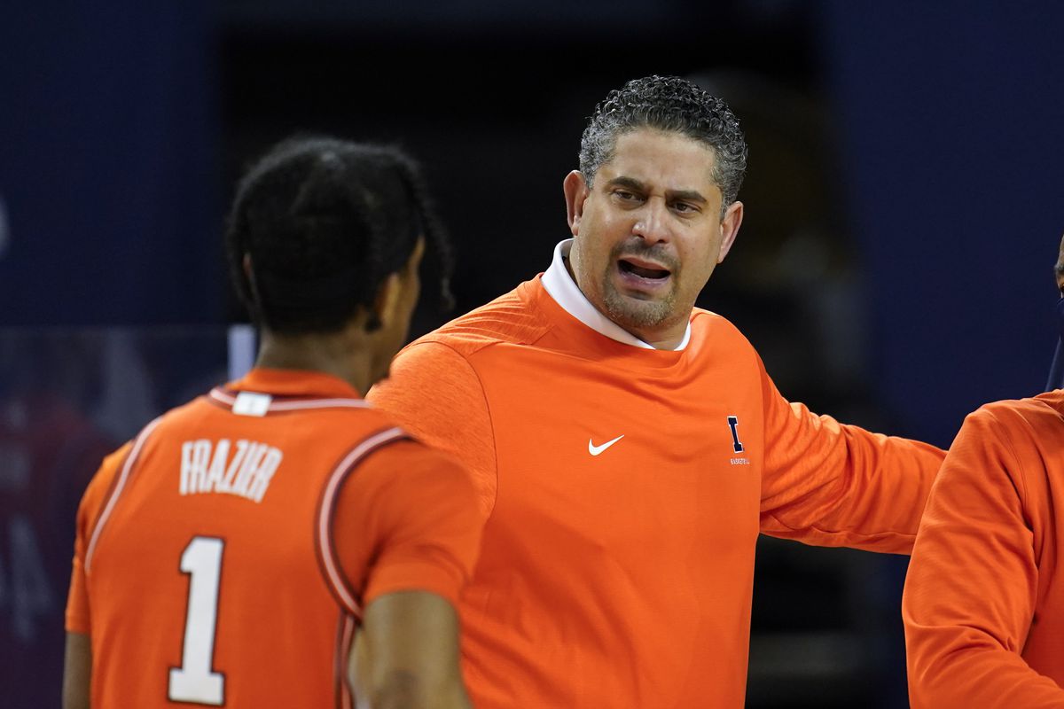 Illinois assistant coach Orlando Antigua is rejoining the Kentucky staff. 
