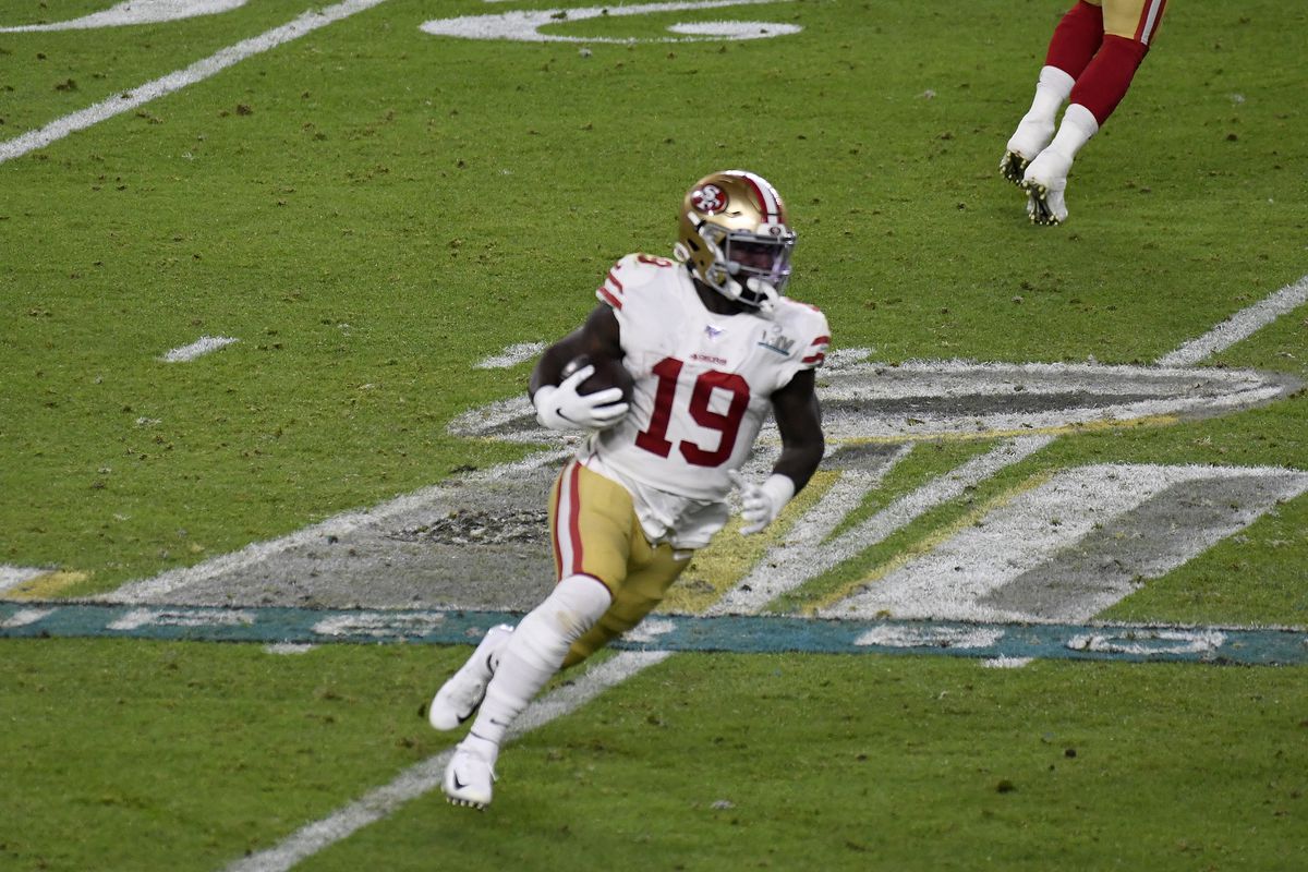 Deebo Samuel of the San Francisco 49ers carries the ball against the Kansas City Chiefs in Super Bowl LIV at Hard Rock Stadium on February 02, 2020 in Miami, Florida.