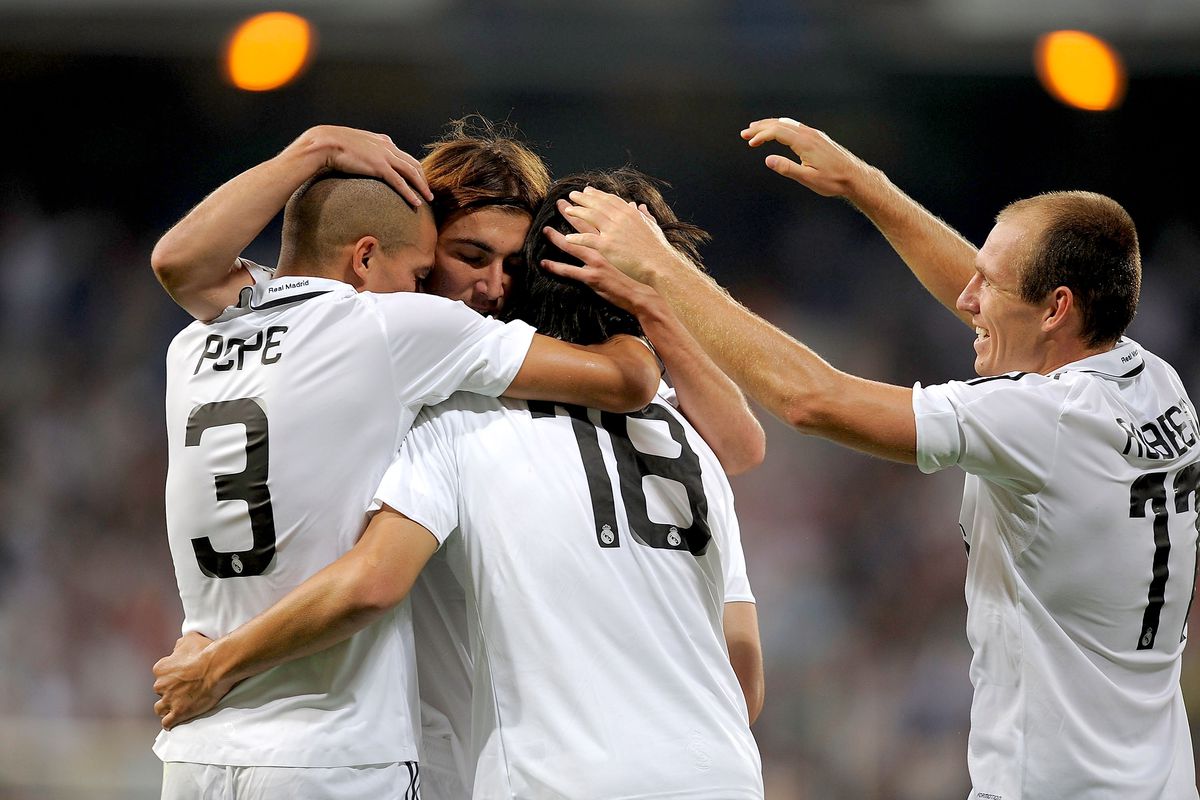 Super Copa Second Leg: Real Madrid V Valencia