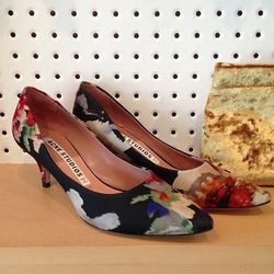 <a href="http://instagram.com/p/cSSPcJOU5C/">@creaturesofcomfort</a>: New Acne Millie shoes